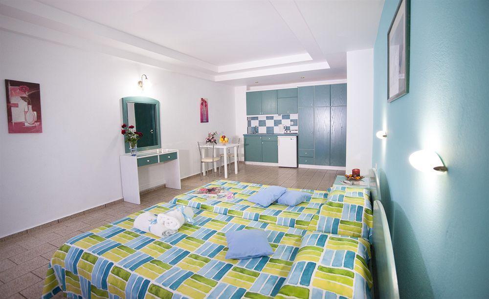Theoni Apartments Malia  Luaran gambar