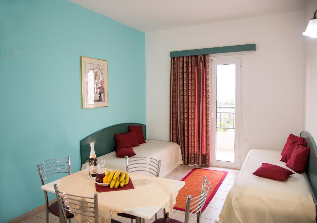 Theoni Apartments Malia  Luaran gambar