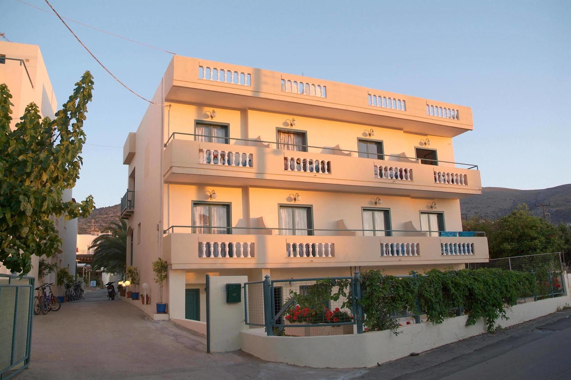 Theoni Apartments Malia  Luaran gambar
